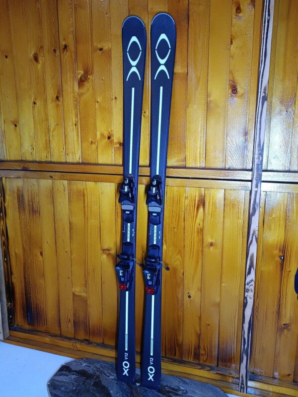 LYŽE XO SWISS SKI V12 L BLACK 172CM